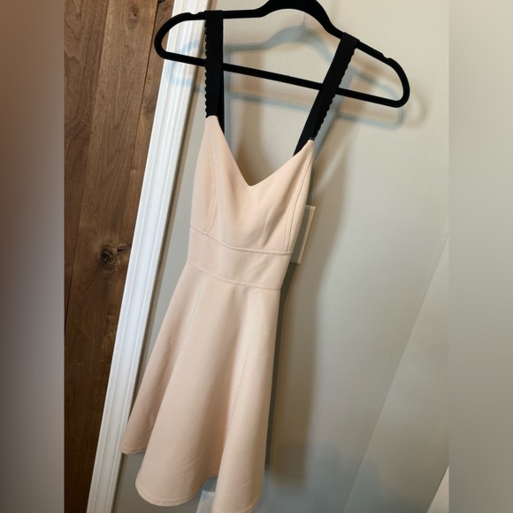 Flying Tomato, mini, dress, size Medium. Flawless condition! Cream, black straps